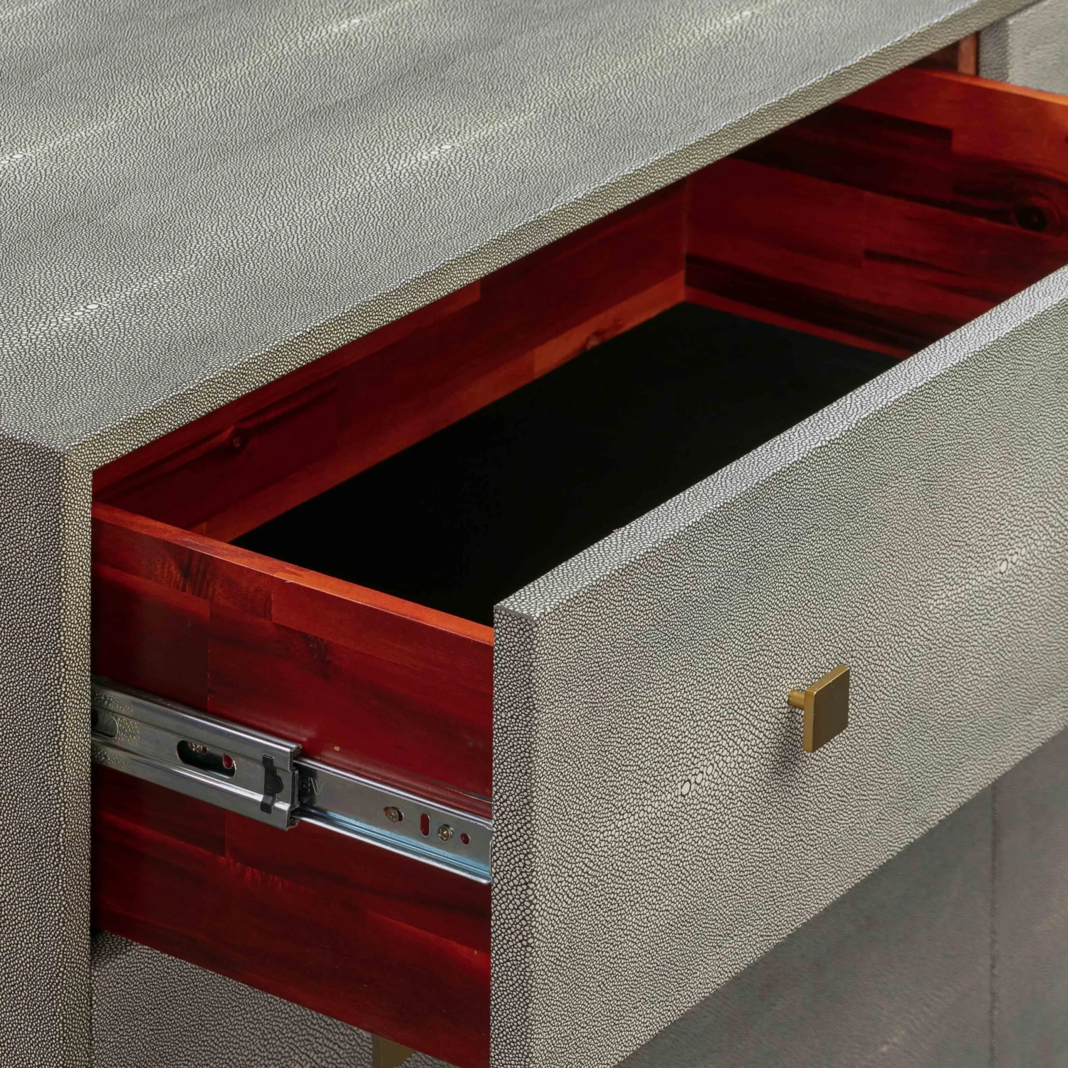 Pesce Shagreen 6 Drawer Dresser 7 Pesce Shagreen 6 Drawer Dresser - Image 7