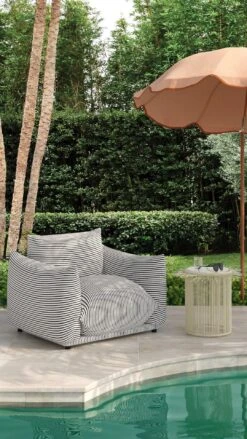 Rafa Outdoor Side Table -TOV Furniture Store TOV O68952.media .06